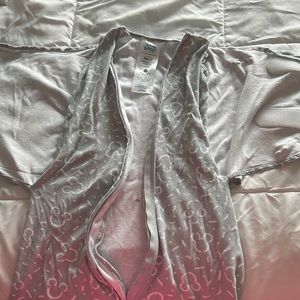 Halo swaddle, 3-6 month, Disney theme.